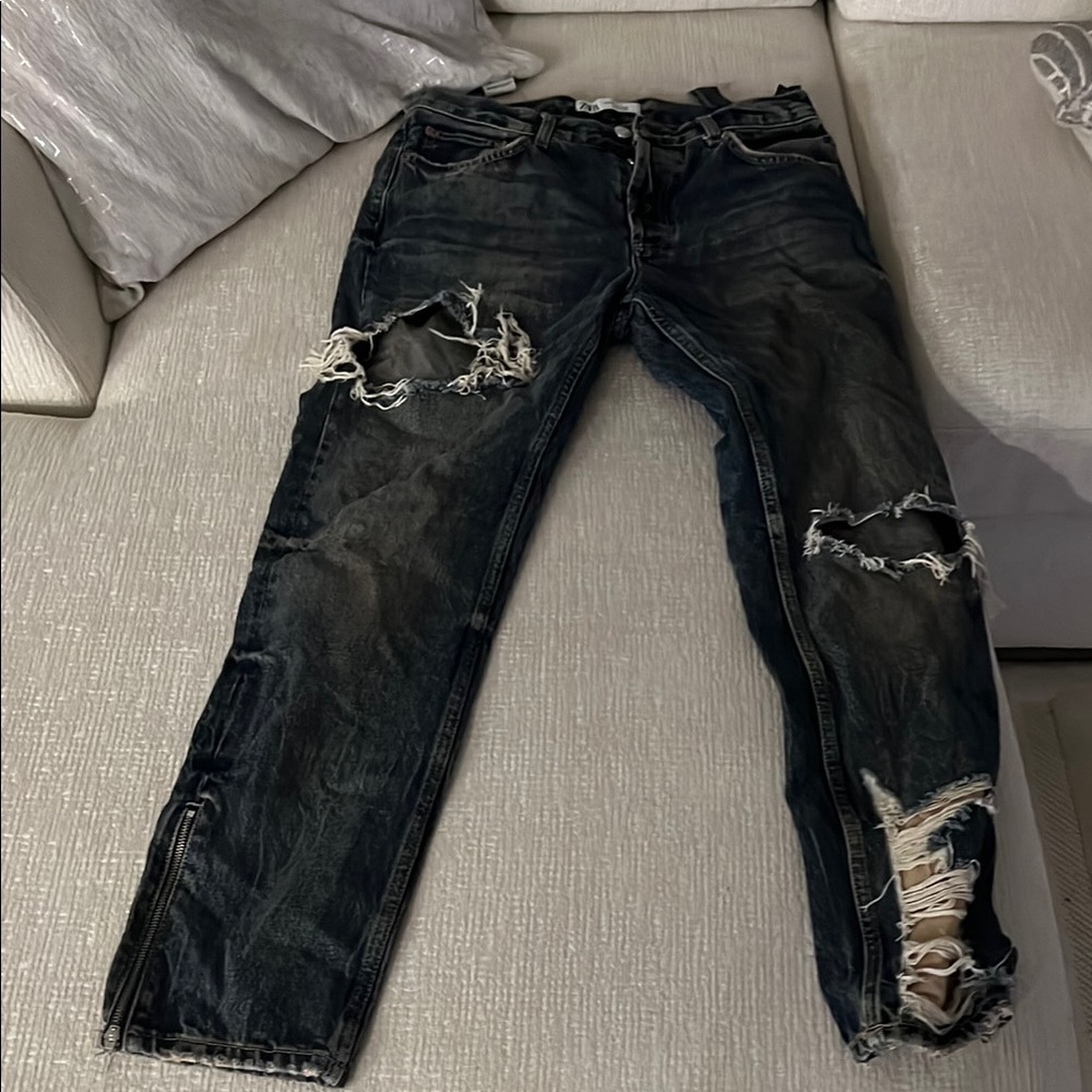Zara Men's Distressed Black Jeans